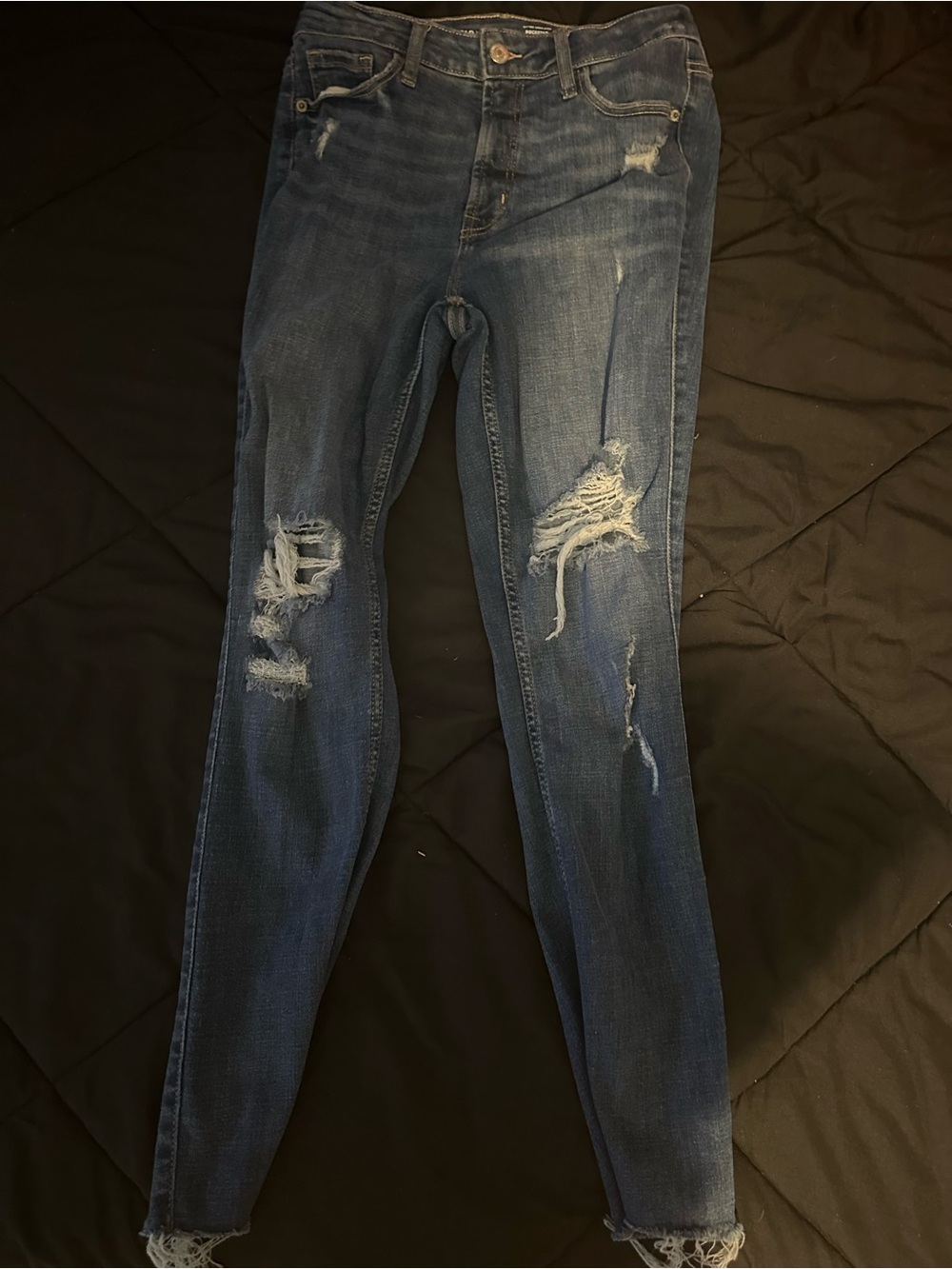 Old Navy Women's Ripped Skinny Jeans in Dark Blue Wash